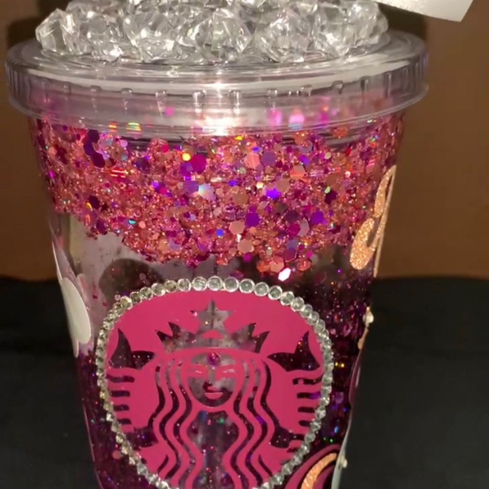 Custom snow globe cups